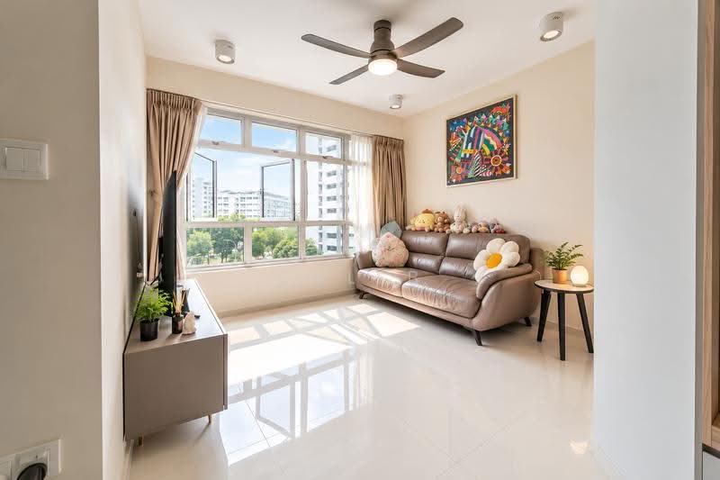 876C Tampines Avenue 8, 876C Tampines Avenue 8, Pasir Ris / Tampines, 3 Bedrooms, 1,001 sqft, HDB Flat For Sale, by Caleb Teo, 500263746 - Living Room - PropertyGuru.com.sg