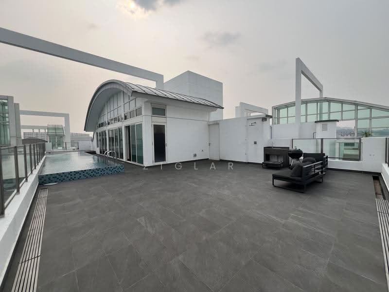 The Cascadia, 921 Bukit Timah Road, Clementi Park / Upper Bukit Timah, 5 Bedrooms, 5,231 sqft, Condominium For Sale, by Ziglar Oh, 500263749 - Pool - PropertyGuru.com.sg