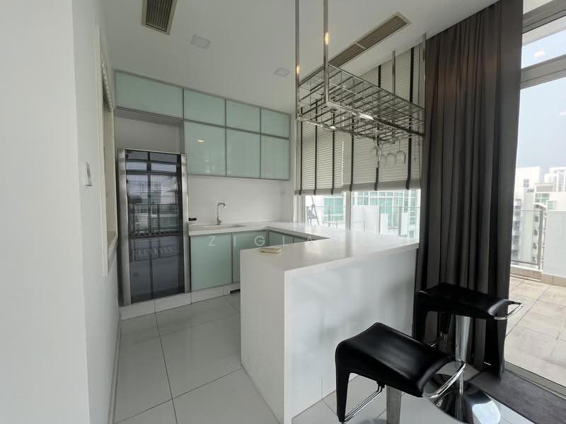 The Cascadia, 921 Bukit Timah Road, Clementi Park / Upper Bukit Timah, 5 Bedrooms, 5,231 sqft, Condominium For Sale, by Ziglar Oh, 500263749 - Kitchen - PropertyGuru.com.sg