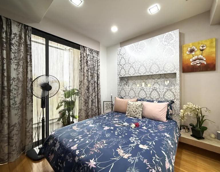 Bluwaters 2, 205 Jalan Loyang Besar, Changi Airport / Changi Village, 3 Bedrooms, 1,109 sqft, Condominium For Sale, by Kaven Oh, 500263762 - Master Bedroom - PropertyGuru.com.sg