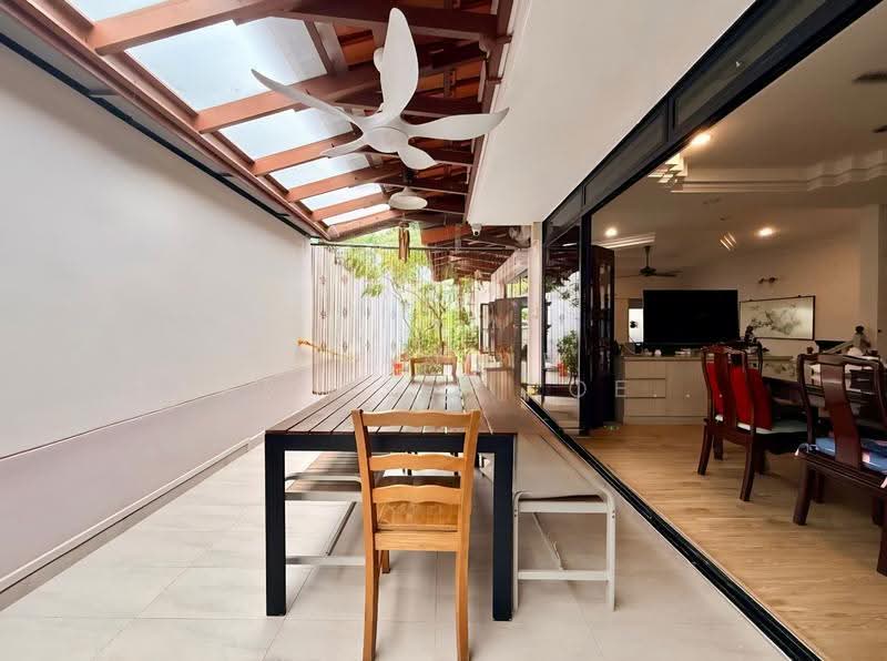 Star Buy 3 Storey Corner-T @ Sandilands Road, Rosyth Road, Phillips, Phillips Ave, Highland Close, Hougang / Punggol / Sengkang, 5 Bedrooms, 4,200 sqft, Corner Terrace For Sale, by Jeannie Anastasia Koe 高晶晶, 500263763 - Dining Room - PropertyGuru.com.sg