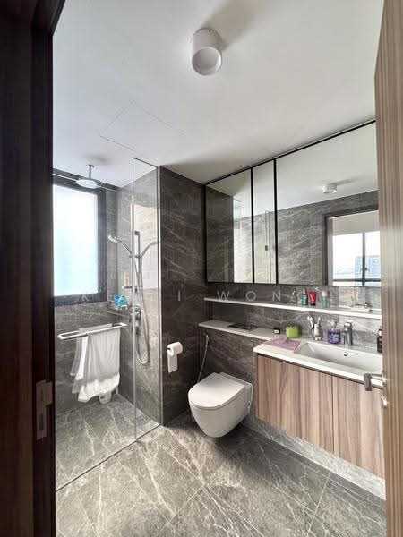 Lentor Modern, Lentor Central, Mandai / Upper Thomson, 3 Bedrooms, 969 sqft, Condominium For Rent, by Kenji Wong, 500263768 - Bathroom - PropertyGuru.com.sg