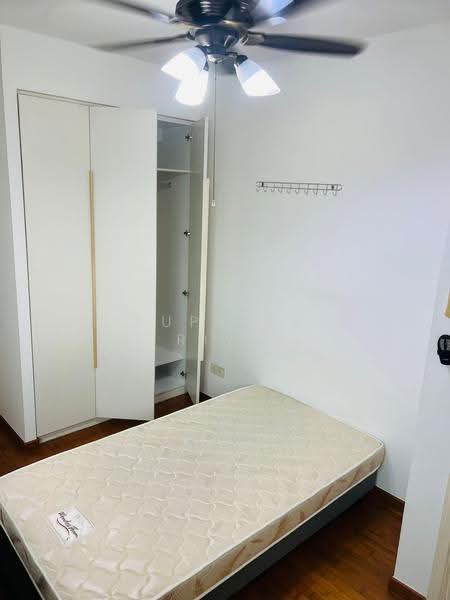 The Esparis, 9 Pasir Ris Drive 4, Pasir Ris / Tampines, 3 Bedrooms, 1,185 sqft, Condominium For Sale, by Supriya Riya, 500263769 - Bedroom - PropertyGuru.com.sg