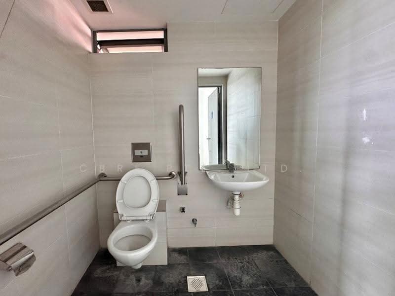 Victory Centre, 110 Lorong 23 Geylang, Eunos / Geylang / Paya Lebar, 1,894 sqft, Light Industrial (B1) For Rent, by ADA YIP, 500263770 - Bathroom - CommercialGuru.com.sg