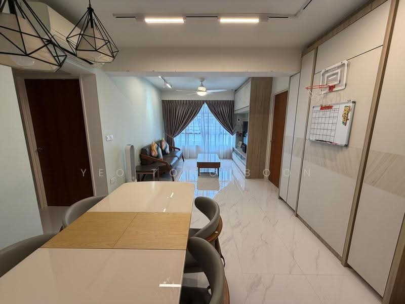 220A Sumang Lane, 220A Sumang Lane, Hougang / Punggol / Sengkang, 3 Bedrooms, 1,001 sqft, HDB Flat For Sale, by Yeo Tong Boon, 500263772 - Living Room - PropertyGuru.com.sg