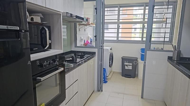 684D Edgedale Plains, 684D Edgedale Plains, Hougang / Punggol / Sengkang, 2 Bedrooms, 1,001 sqft, HDB Flat For Rent, by Asmah Mohd Noor, 500263773 - Kitchen - PropertyGuru.com.sg