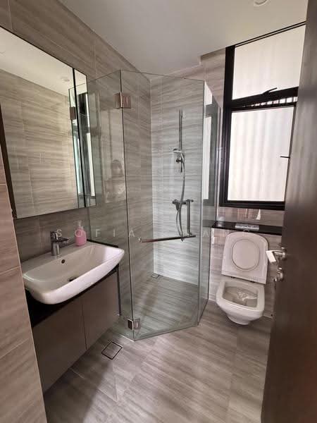 35 Gilstead, 35 Gilstead Road, Newton / Novena, 3 Bedrooms, 1,012 sqft, Condominium For Sale, by Sofia Zhang, 500263780 - Bathroom - PropertyGuru.com.sg