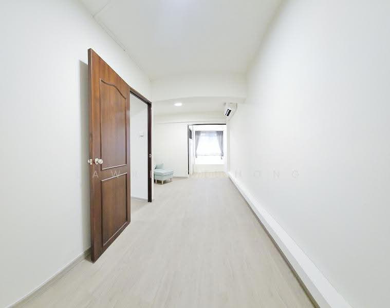 Chancery Court, 36A Dunearn Road, Newton / Novena, 4 Bedrooms, 2,271 sqft, Cluster House For Rent, by Lawrence Hong, 500263781 - Corridor - PropertyGuru.com.sg