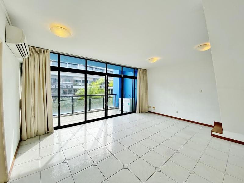Siglap Center, 55 Siglap Road, East Coast / Marine Parade, 2 Bedrooms, 1,230 sqft, Apartment For Rent, by Lawrence Hong, 500263798 - Balcony - PropertyGuru.com.sg