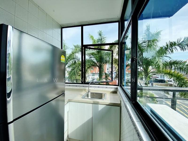 Siglap Center, 55 Siglap Road, East Coast / Marine Parade, 2 Bedrooms, 1,230 sqft, Apartment For Rent, by Lawrence Hong, 500263798 - Kitchen - PropertyGuru.com.sg