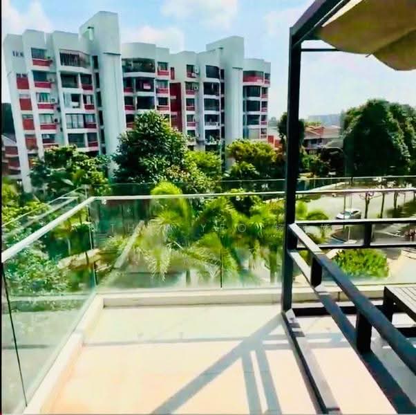 Este Villa, Nim Road, Seletar / Yio Chu Kang, 4 Bedrooms, 3,941 sqft, Cluster House For Rent, by Anthea Yeo 杨丽娇, 500263808 - Balcony - PropertyGuru.com.sg