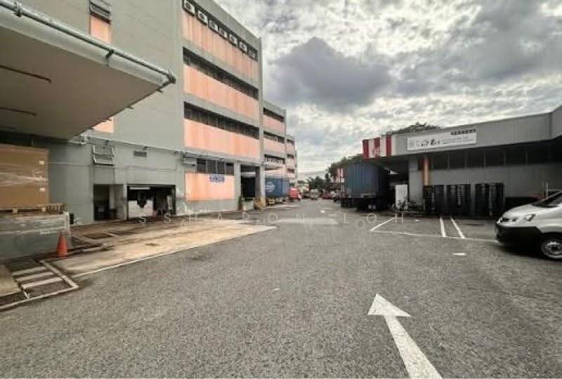 Eunos Warehouse Complex, 1 1, Eunos / Geylang / Paya Lebar, 1,733 sqft, Factory / Workshop (B2) For Rent, by Ssharon Loh, 500263814 - CommercialGuru.com.sg