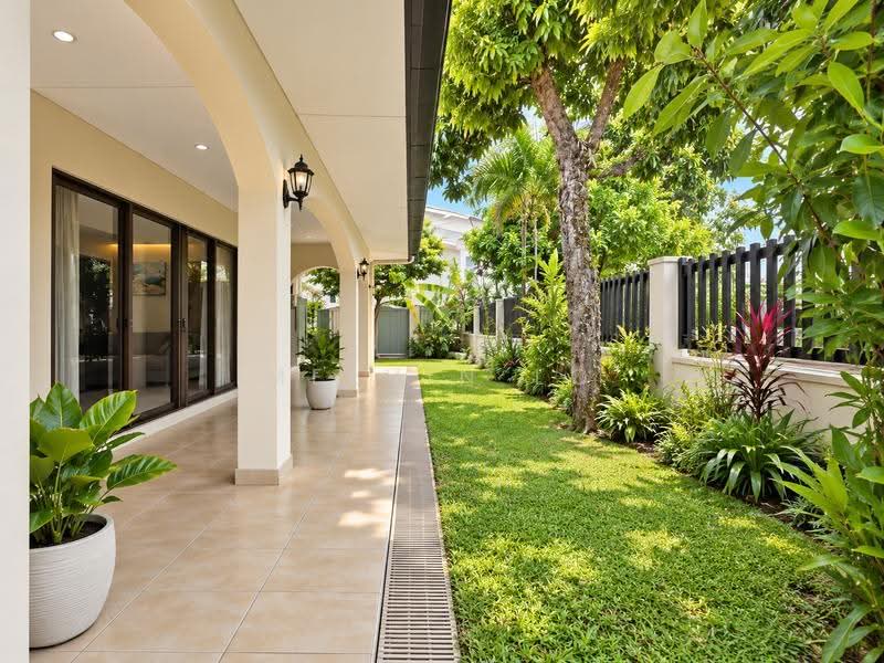 Jalan Pernama | Jalan Bena | Upper Changi Road North, Jalan Pernama | Jalan Bena | Upper Changi Road North, Changi Airport / Changi Village, 4 Bedrooms, 2,800 sqft, Semi-Detached House For Sale, by Melvin Lo, 500263828 - Exterior - PropertyGuru.com.sg