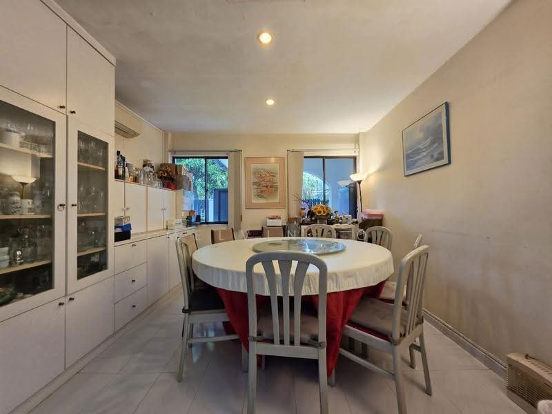 Jalan Pernama | Jalan Bena | Upper Changi Road North, Jalan Pernama | Jalan Bena | Upper Changi Road North, Changi Airport / Changi Village, 4 Bedrooms, 2,800 sqft, Semi-Detached House For Sale, by Melvin Lo, 500263828 - Dining Room - PropertyGuru.com.sg