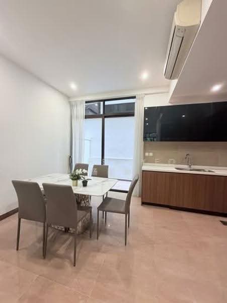 Eleven @ Holland, 11 Holland Link, Tanglin / Holland / Bukit Timah, 5 Bedrooms, 3,735 sqft, Cluster House For Sale, by Anthea Yeo 杨丽娇, 500263832 - Dining Room - PropertyGuru.com.sg