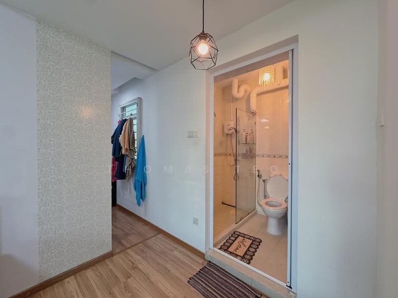 109A Edgedale Plains, 109A Edgedale Plains, Hougang / Punggol / Sengkang, 3 Bedrooms, 110 sqft, HDB Flat For Sale, by Thomas Teo, 500263835 - Bathroom - PropertyGuru.com.sg