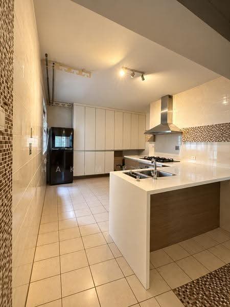 313D Anchorvale Road, 313D Anchorvale Road, Hougang / Punggol / Sengkang, 3 Bedrooms, 1,345 sqft, HDB Flat For Sale, by Hakim Karim, 500263837 - Kitchen - PropertyGuru.com.sg