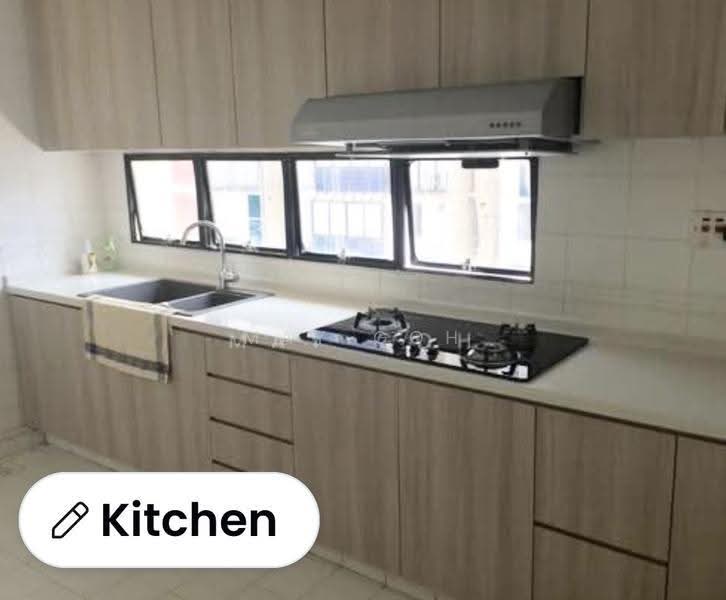 Marine View Mansion, 97 Marine Parade Road, East Coast / Marine Parade, 3 Bedrooms, 2,076 sqft, Apartment For Sale, by May Goh, 500263842 - Kitchen - PropertyGuru.com.sg