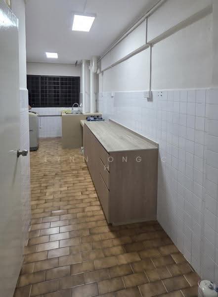 301 Bukit Batok Street 31, 301 Bukit Batok Street 31, Dairy Farm / Bukit Panjang / Choa Chu Kang, 3 Bedrooms, 904 sqft, HDB Flat For Rent, by Lynn Ong C H, 500263846 - Kitchen - PropertyGuru.com.sg
