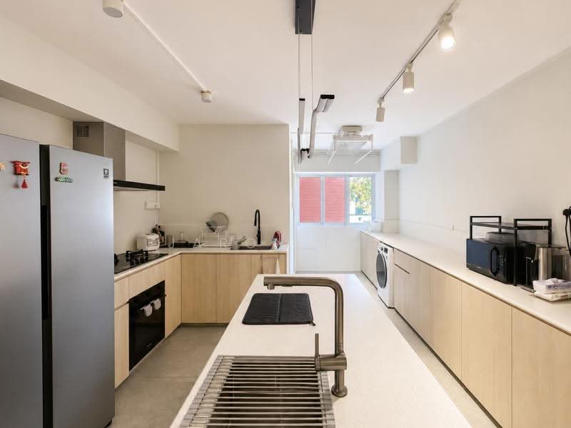 330 Tampines Street 32, 330 Tampines Street 32, Pasir Ris / Tampines, 3 Bedrooms, 1,582 sqft, HDB Flat For Sale, by Jaron Tan, 500263847 - Kitchen - PropertyGuru.com.sg