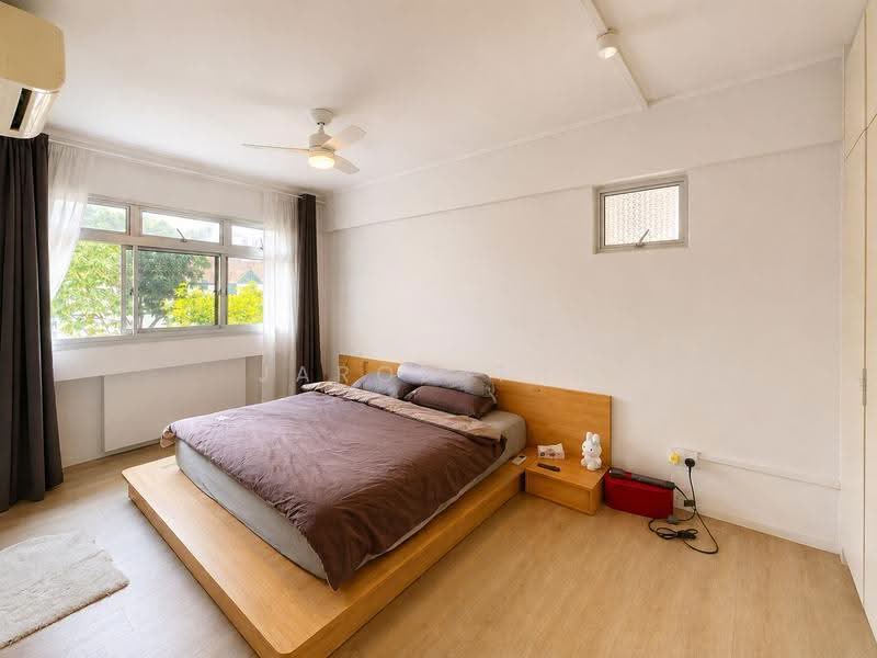 330 Tampines Street 32, 330 Tampines Street 32, Pasir Ris / Tampines, 3 Bedrooms, 1,582 sqft, HDB Flat For Sale, by Jaron Tan, 500263847 - Bedroom - PropertyGuru.com.sg
