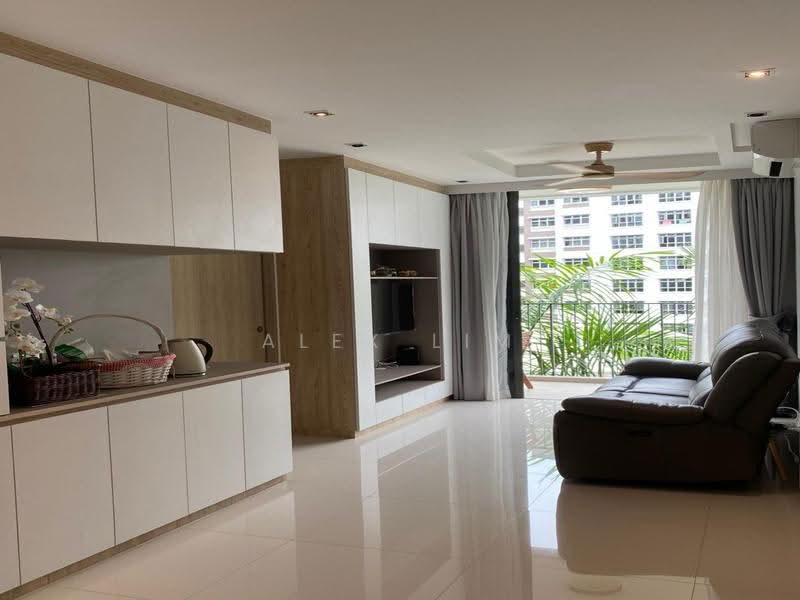 The Wisteria, 590 Yishun Ring Road, Sembawang / Yishun, 2 Bedrooms, 711 sqft, Condominium For Rent, by Alex Lim, 500263852 - Living Room - PropertyGuru.com.sg