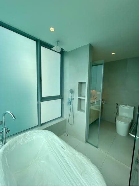 The Marbella, 29 Mount Sinai Rise, Tanglin / Holland / Bukit Timah, 4 Bedrooms, 1,755 sqft, Condominium For Rent, by Joshua Lim, 500263859 - PropertyGuru.com.sg