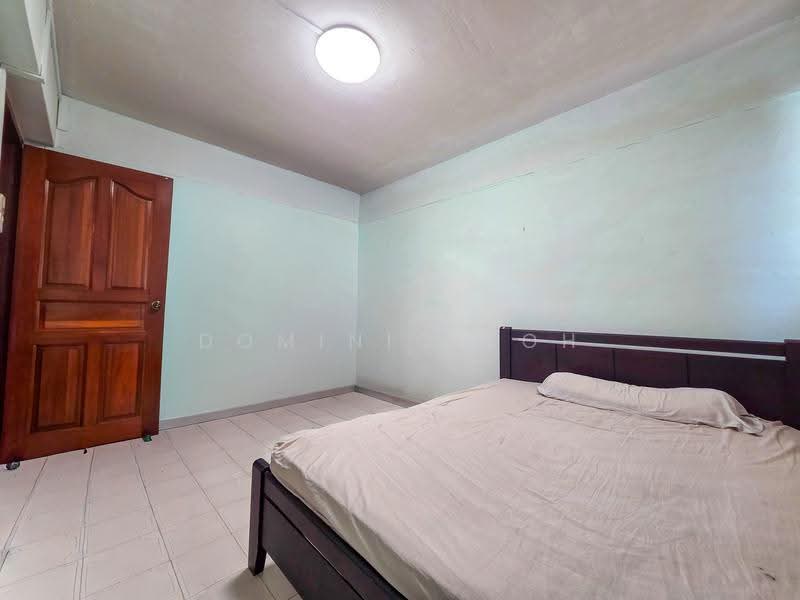 715 Clementi West Street 2, 715 Clementi West Street 2, Buona Vista / West Coast / Clementi New Town, 3 Bedrooms, 990 sqft, HDB Flat For Sale, by Dominic Koh, 500263862 - Bedroom - PropertyGuru.com.sg