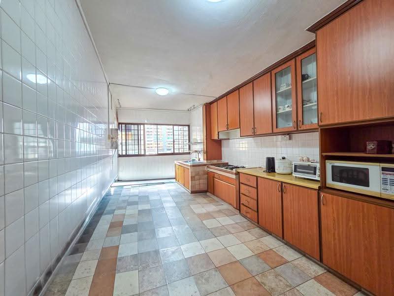 715 Clementi West Street 2, 715 Clementi West Street 2, Buona Vista / West Coast / Clementi New Town, 3 Bedrooms, 990 sqft, HDB Flat For Sale, by Dominic Koh, 500263862 - Kitchen - PropertyGuru.com.sg