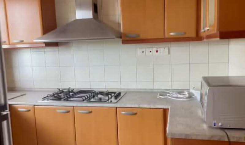 Carissa Park Condo, 4 Flora Drive, Changi Airport / Changi Village, 2 Bedrooms, 1,001 sqft, Condominium For Sale, by Jude Teem, 500263864 - Kitchen - PropertyGuru.com.sg