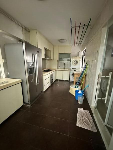 12 Cantonment Close, 12 Cantonment Close, Chinatown / Tanjong Pagar, 3 Bedrooms, 1,184 sqft, HDB Flat For Sale, by Jennifer Teng, 500263879 - Kitchen - PropertyGuru.com.sg