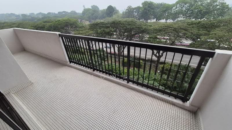 Laguna Park, 5000A Marine Parade Road, East Coast / Marine Parade, Room Rental, 160 sqft, Apartment For Rent, by Raymond Tay, 500263892 - Balcony - PropertyGuru.com.sg