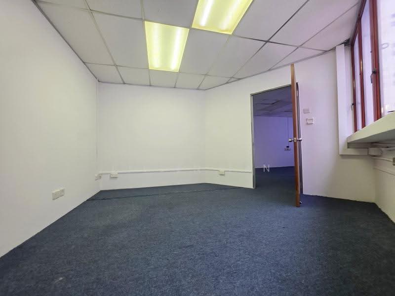 Wedge Mount Industrial Building, 35 Jalan Pemimpin, Ang Mo Kio / Bishan / Thomson, 620 sqft, Light Industrial (B1) For Rent, by Eileen Tan, 500263905 - Interior - CommercialGuru.com.sg