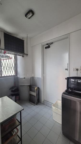Bullion Park, 170 Lentor Loop, Mandai / Upper Thomson, 3 Bedrooms, 1,259 sqft, Condominium For Sale, by Irene Yong, 500263910 - Yard - PropertyGuru.com.sg