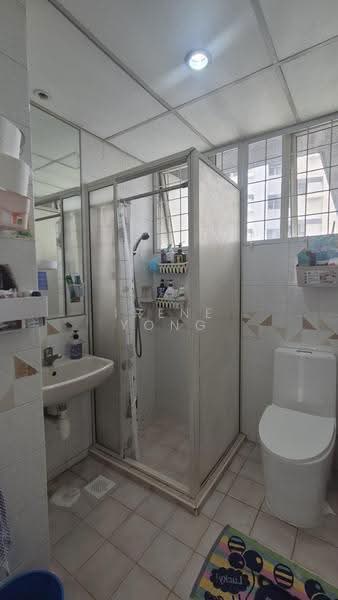 Bullion Park, 170 Lentor Loop, Mandai / Upper Thomson, 3 Bedrooms, 1,259 sqft, Condominium For Sale, by Irene Yong, 500263910 - Bathroom - PropertyGuru.com.sg