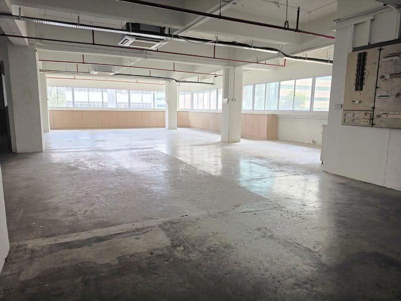 Tong Lee Building, 37 Kallang Pudding Road, Macpherson / Potong Pasir, 2,874 sqft, Light Industrial (B1) For Rent, by Eileen Tan, 500263916 - Interior - CommercialGuru.com.sg