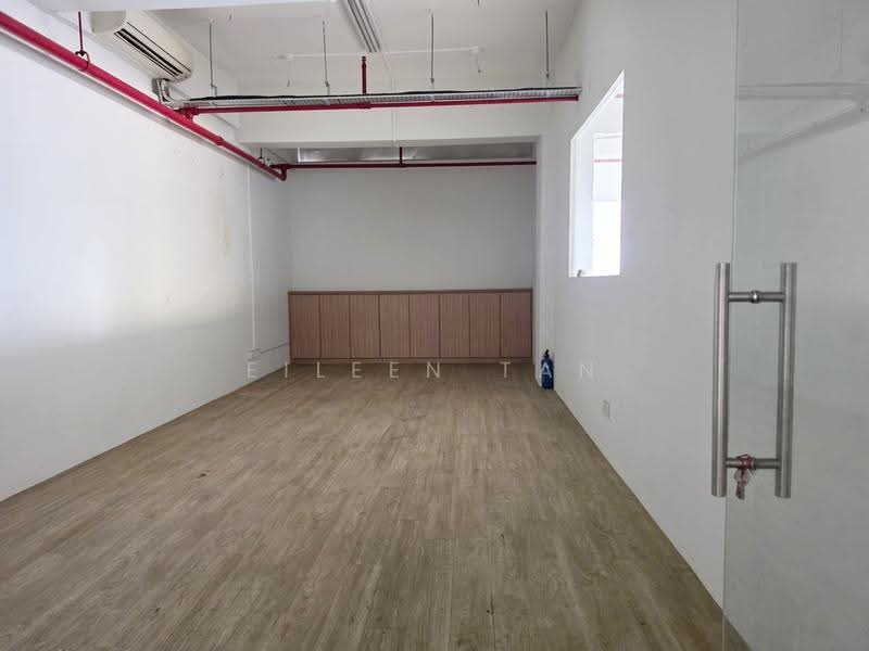 Tong Lee Building, 37 Kallang Pudding Road, Macpherson / Potong Pasir, 2,874 sqft, Light Industrial (B1) For Rent, by Eileen Tan, 500263916 - Interior - CommercialGuru.com.sg