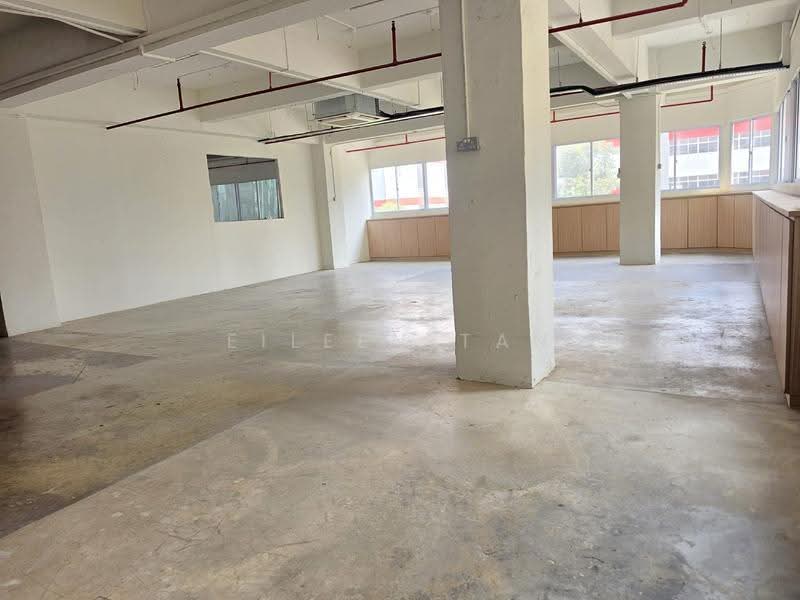 Tong Lee Building, 37 Kallang Pudding Road, Macpherson / Potong Pasir, 2,874 sqft, Light Industrial (B1) For Rent, by Eileen Tan, 500263916 - Interior - CommercialGuru.com.sg