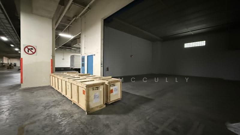 Tuas Ramp Up Factory, Boon Lay / Jurong / Tuas, 11,500 sqft, Factory / Workshop (B2) For Sale, by Ayrton McCully, 500263923 - Interior - CommercialGuru.com.sg