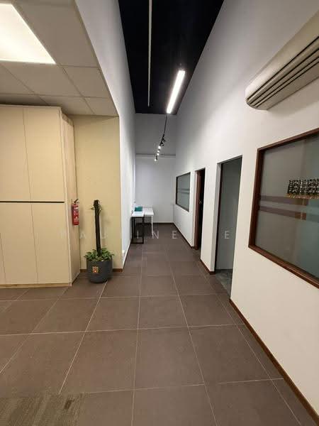 Innovation Place, 31 Mandai Estate, Admiralty / Woodlands, 1,300 sqft, Factory / Workshop (B2) For Rent, by Pauline Zee, 500263926 - Corridor - CommercialGuru.com.sg