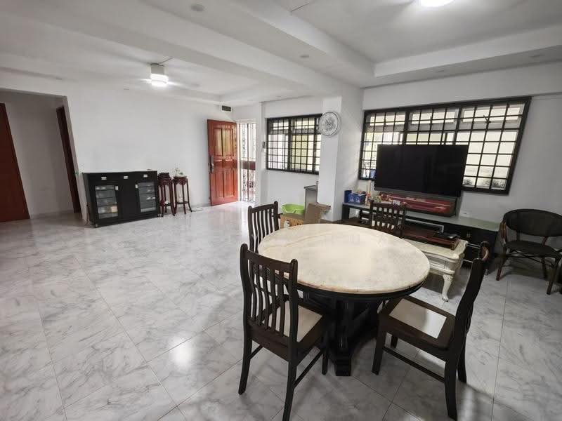 535A Serangoon North Avenue 4, 535A Serangoon North Avenue 4, Hougang / Punggol / Sengkang, 3 Bedrooms, 1,119 sqft, HDB Flat For Sale, by Kelly Chua, 500263927 - Living Room - PropertyGuru.com.sg