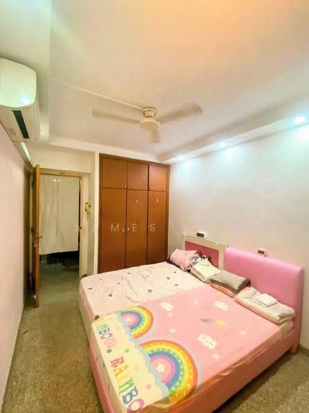 507C Wellington Circle, 507C Wellington Circle, Sembawang / Yishun, 3 Bedrooms, 1,184 sqft, HDB Flat For Sale, by James Yeo, 500263946 - Bedroom - PropertyGuru.com.sg