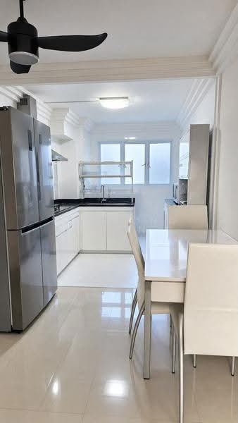 122 Bedok Reservoir Road, 122 Bedok Reservoir Road, Bedok / Upper East Coast, 3 Bedrooms, 904 sqft, HDB Flat For Sale, by Yeo Tong Boon, 500263955 - Kitchen - PropertyGuru.com.sg