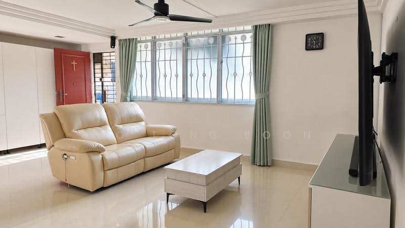 122 Bedok Reservoir Road, 122 Bedok Reservoir Road, Bedok / Upper East Coast, 3 Bedrooms, 904 sqft, HDB Flat For Sale, by Yeo Tong Boon, 500263955 - Living Room - PropertyGuru.com.sg