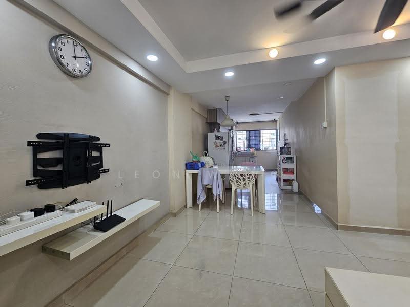 53 Lengkok Bahru, 53 Lengkok Bahru, Alexandra / Commonwealth, 3 Bedrooms, 904 sqft, HDB Flat For Sale, by Leon Wong, 500263958 - Living Room - PropertyGuru.com.sg