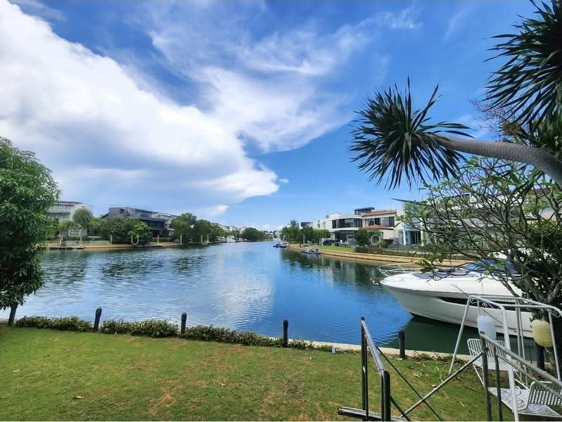 FINEST SENTOSA BUNGALOW & OTHER 40 HOUSES ON HAND, Ocean Drive, Harbourfront / Telok Blangah, 5 Bedrooms, 10,000 sqft, Detached House For Sale, by Julius WL Fock, 500263960 - Exterior - PropertyGuru.com.sg
