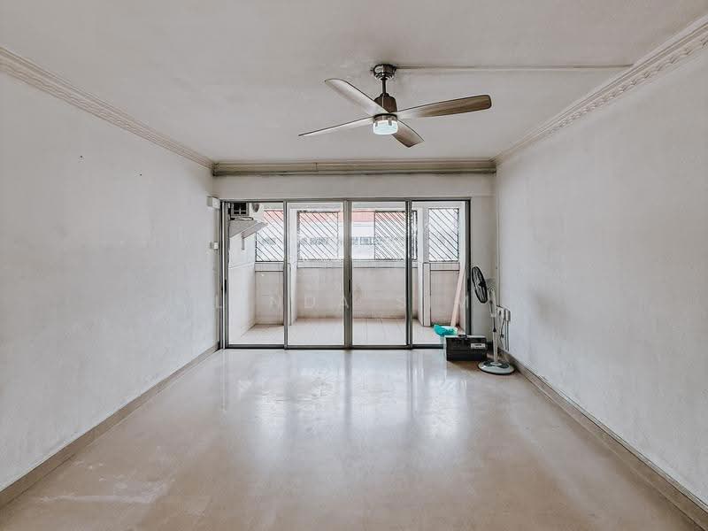 430 Tampines Street 41, 430 Tampines Street 41, Pasir Ris / Tampines, 4 Bedrooms, 1,539 sqft, HDB Flat For Sale, by Linda Sim, 500263962 - Living Room - PropertyGuru.com.sg