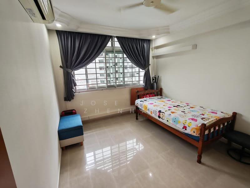 157 Yung Loh Road, 157 Yung Loh Road, Boon Lay / Jurong / Tuas, 3 Bedrooms, 1,367 sqft, HDB Flat For Sale, by Jose Loh Zhenhao, 500263971 - Bedroom - PropertyGuru.com.sg