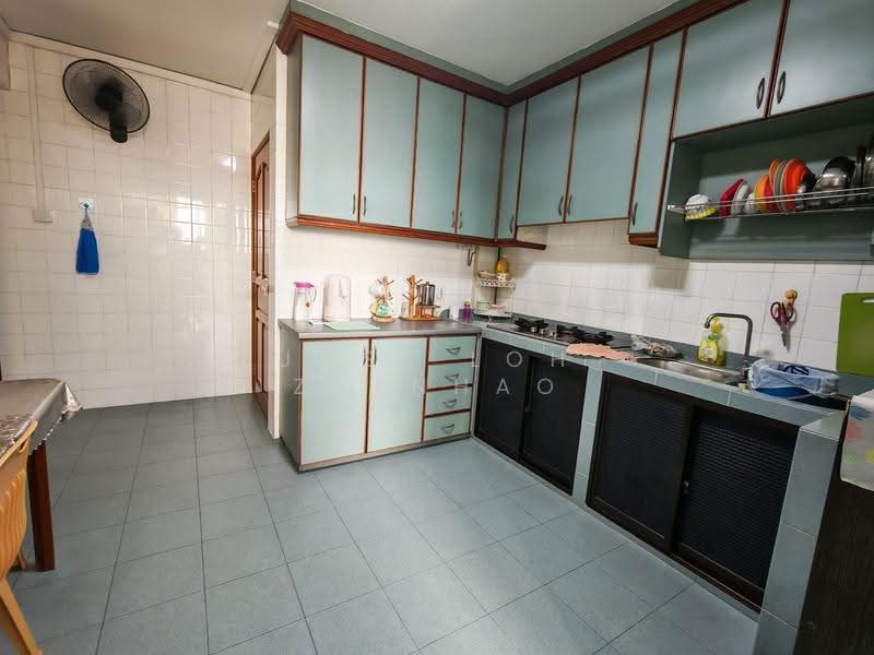 157 Yung Loh Road, 157 Yung Loh Road, Boon Lay / Jurong / Tuas, 3 Bedrooms, 1,367 sqft, HDB Flat For Sale, by Jose Loh Zhenhao, 500263971 - Kitchen - PropertyGuru.com.sg