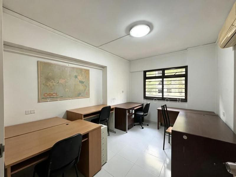 62 Lorong 4 Toa Payoh, 62 Lorong 4 Toa Payoh, Balestier / Toa Payoh, 3 Bedrooms, 1,291 sqft, HDB Flat For Sale, by Yeo Tong Boon, 500263973 - Study - PropertyGuru.com.sg